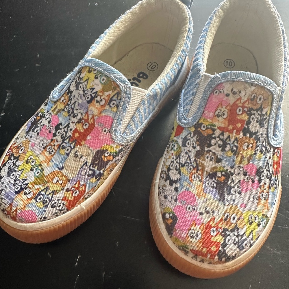 Kids Slip-On Sneakers BLUEY and friends Print